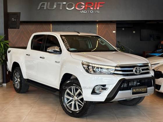 TOYOTA HILUX 2.8 SRX 4X4 CD 16V DIESEL 4P AUTOMÁTICO TOYOTA HILUX 2.8 SRX 4X4 CD 16V DIESEL 4P AUTOMÁTICO